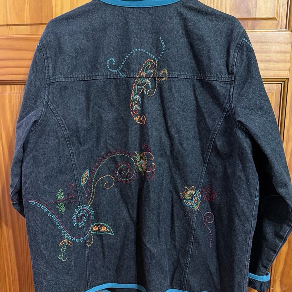Denim Co Jean Jacket Size Large Boho Floral Paisley Embroidered Costal Grandma - Picture 3 of 3